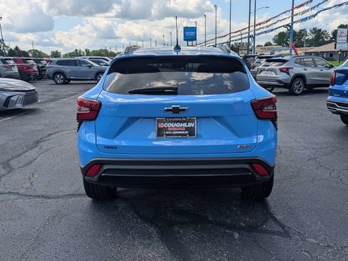 Used 2024 Chevrolet Trax RS FWD image 6
