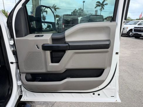 Used 2020 Ford F350 XL w/ Power Equipment Group image 20