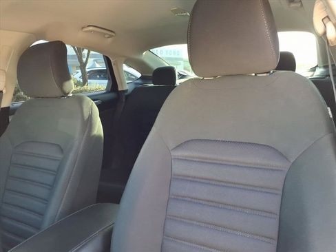 Certified 2017 Ford Fusion SE image 13