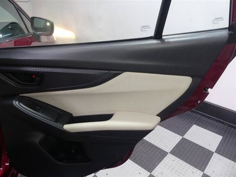 Used 2018 Subaru Impreza 2.0i w/ Popular Package #2 AWD/4WD image 25