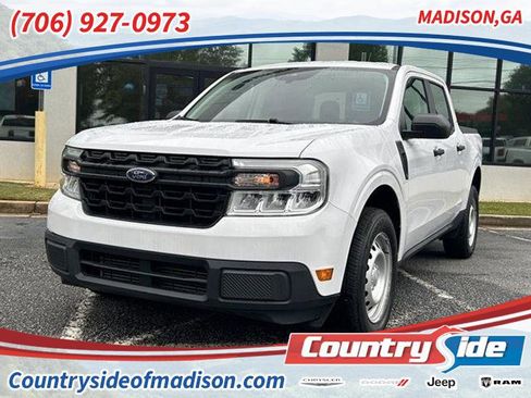 Used 2022 Ford Maverick XL image 1