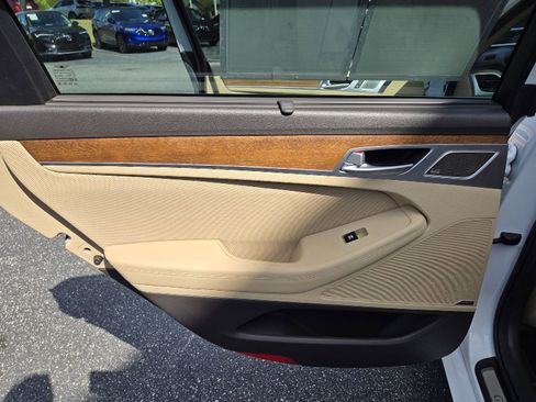 Used 2018 Genesis G80 3.8 w/ Option Group 03 RWD image 15
