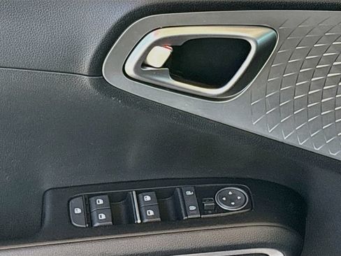Used 2023 Kia Soul LX w/ Option Group 015 FWD image 22
