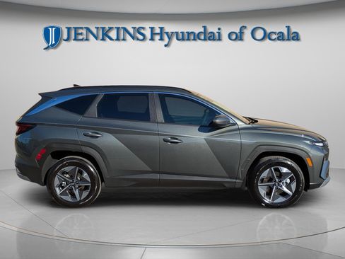 New 2026 Hyundai Tucson SEL image 2