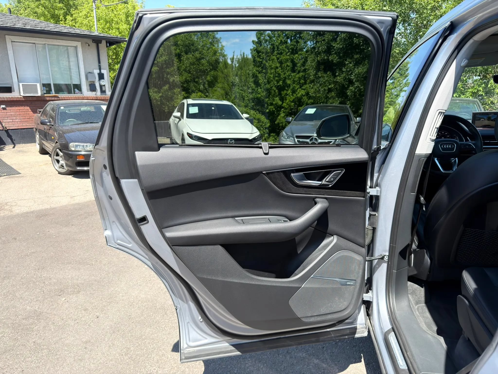Used 2019 Audi Q7 3.0T Premium Plus w/ Premium Plus Package AWD/4WD image 28