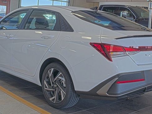Used 2025 Hyundai Elantra Sport w/ Cargo Package image 2