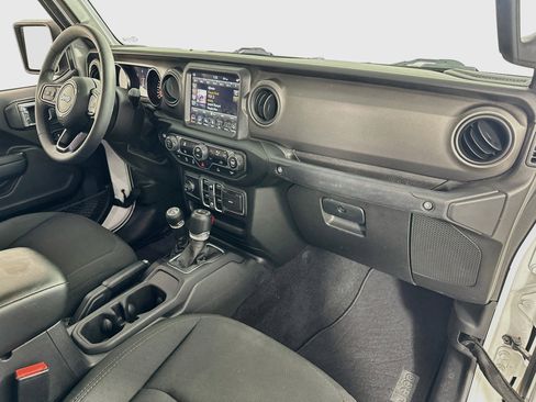 Used 2023 Jeep Gladiator Sport AWD/4WD image 26