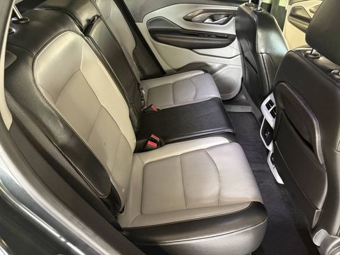 Used 2018 GMC Terrain SLT w/ Preferred Package FWD image 26