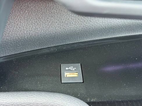 Certified 2026 Toyota Sienna XLE Woodland Edition AWD/4WD image 39