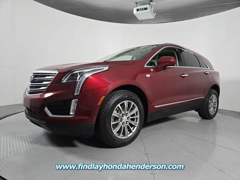 Used 2018 Cadillac XT5 Luxury w/ Driver Awareness Package FWD image 2