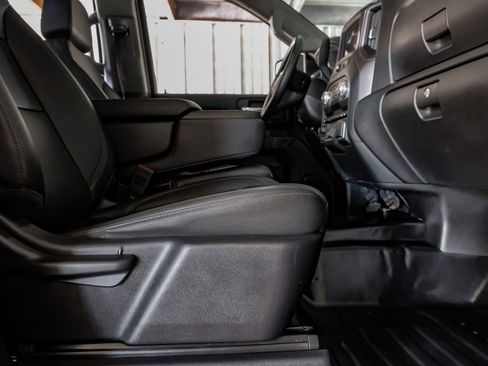 Used 2024 GMC Sierra 3500 Pro image 32