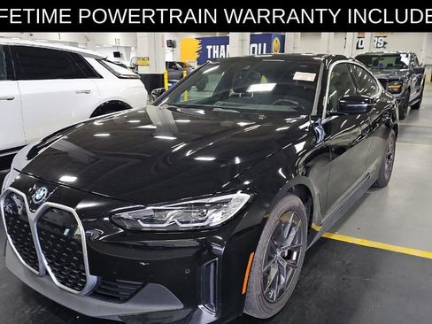 Used 2022 BMW i4 eDrive40 RWD image 2