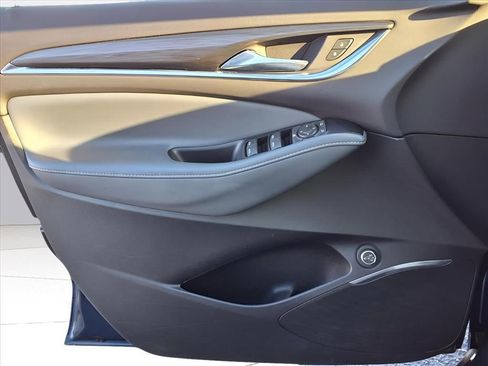 Used 2023 Buick Enclave Essence w/ Experience Buick Package image 17