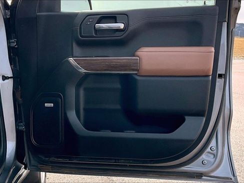 Used 2022 Chevrolet Silverado 1500 High Country image 29