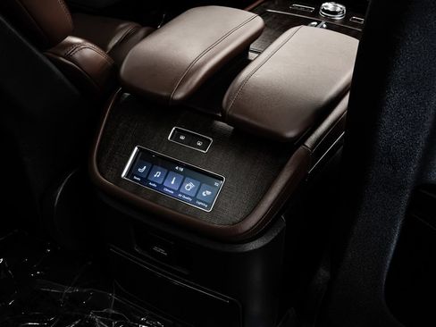 Used 2025 Lincoln Navigator Reserve AWD/4WD image 36