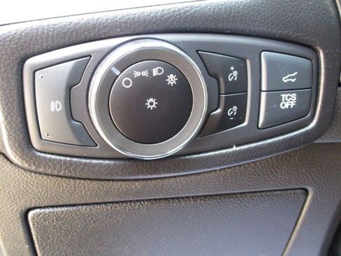 Used 2023 Ford Edge SEL w/ Convenience Package image 14