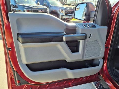 Used 2015 Ford F150 XLT w/ Equipment Group 302A Luxury image 20