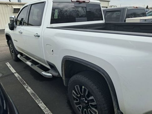 Used 2024 Chevrolet Silverado 2500 LTZ w/ LTZ Premium Package image 8