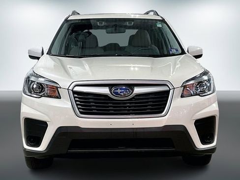 Used 2020 Subaru Forester Premium image 2