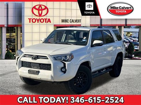 Used 2024 Toyota 4Runner SR5 Premium image 1