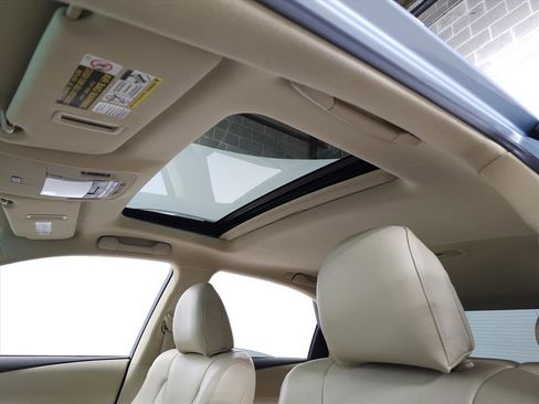 Used 2011 Lexus RX 350 AWD image 15