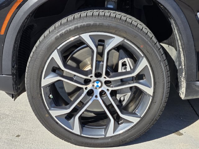 Used 2019 BMW X5 xDrive50i w/ Executive Package AWD/4WD image 7