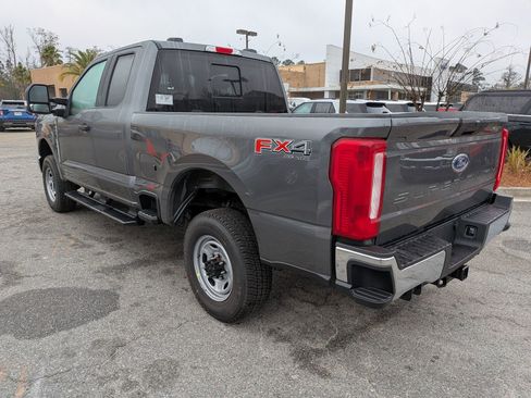 New 2026 Ford F250 XL image 6