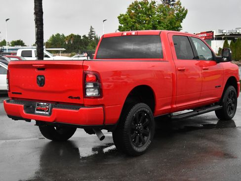 Used 2024 RAM 2500 Big Horn w/ Night Edition AWD/4WD image 8