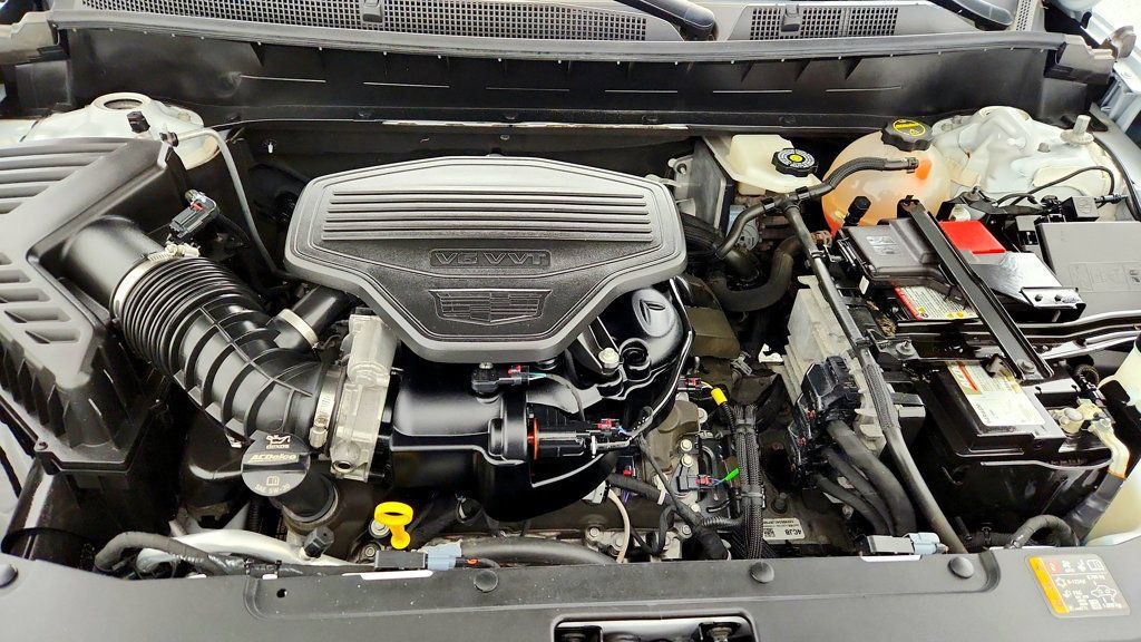 Used 2024 Cadillac XT6 Sport w/ Technology Package AWD/4WD image 28