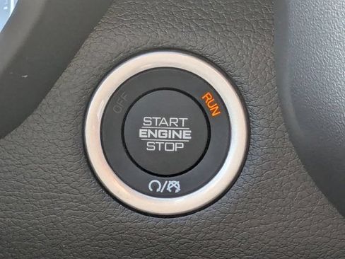 New 2026 RAM 1500 Express AWD/4WD image 27