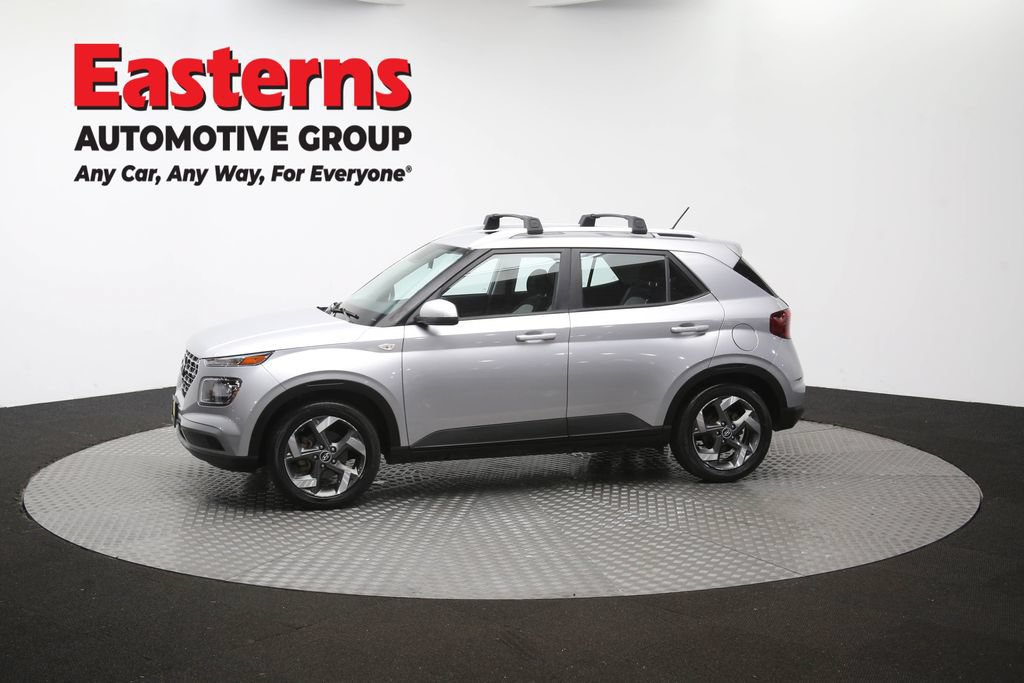 Used 2023 Hyundai Venue SEL FWD image 63
