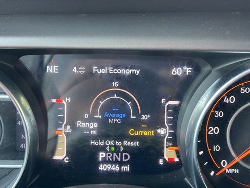 Used 2022 Jeep Wrangler Unlimited Sport AWD/4WD image 20