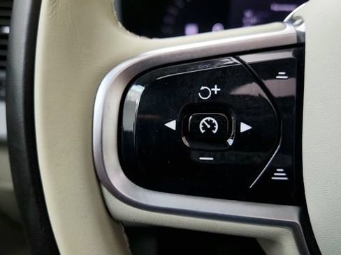 Used 2024 Volvo XC90 B5 Core AWD/4WD image 64