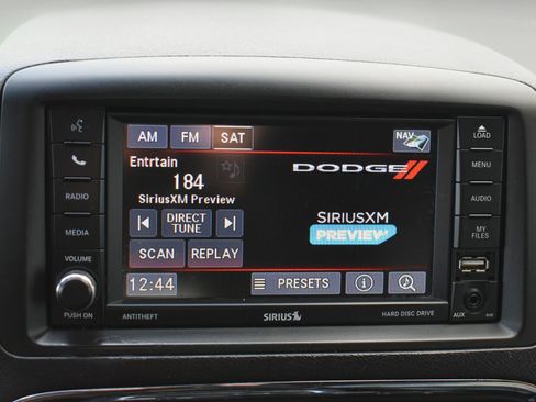 Used 2017 Dodge Grand Caravan GT image 28