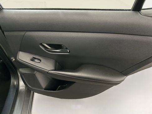 Used 2024 Nissan Sentra SV image 30