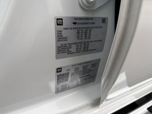 Used 2023 GMC Sierra 1500 SLT w/ SLT Premium Package image 30