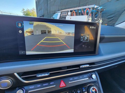 Certified 2025 Hyundai Sonata SE image 19