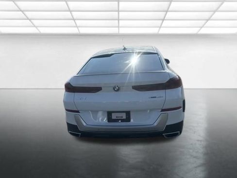 Used 2022 BMW X6 xDrive40i AWD/4WD image 9