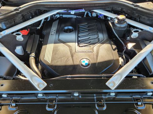 Used 2021 BMW X7 xDrive40i w/ Executive Package 2 image 33