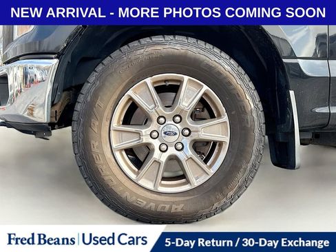 Used 2015 Ford F150 XLT w/ Trailer Tow Package image 3