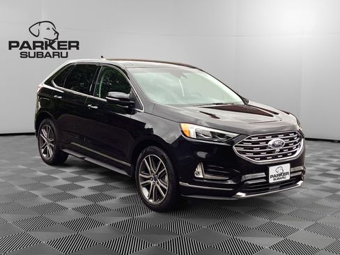 Used 2019 Ford Edge Titanium w/ Equipment Group 301A AWD/4WD image 7