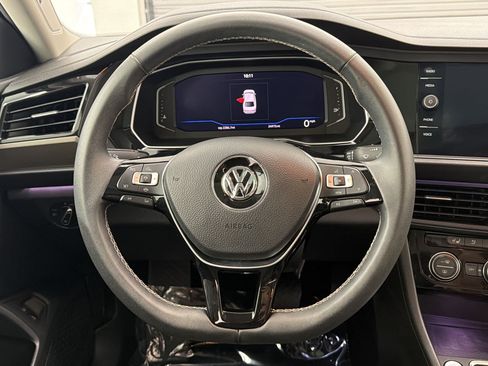 Used 2021 Volkswagen Jetta SEL Premium FWD image 11