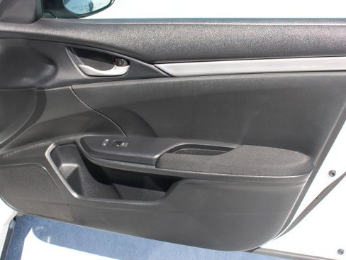 Used 2020 Honda Civic LX image 17
