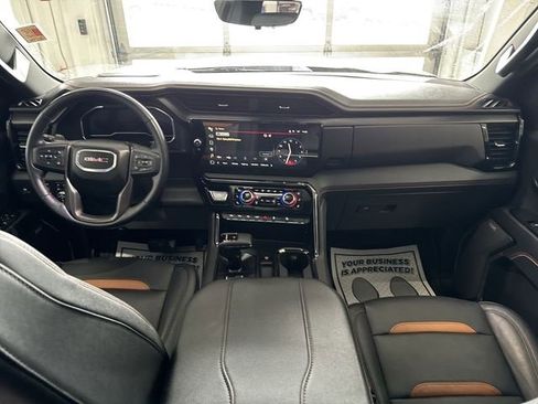 Used 2024 GMC Sierra 1500 AT4 w/ Technology Package image 21