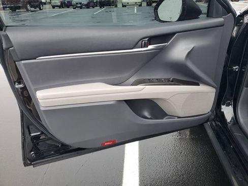 Used 2023 Toyota Camry LE image 38