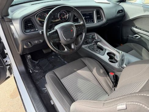 Used 2023 Dodge Challenger SXT image 12