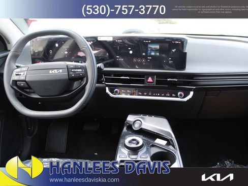New 2025 Kia EV6 Light w/ Light LR Technology Package image 19