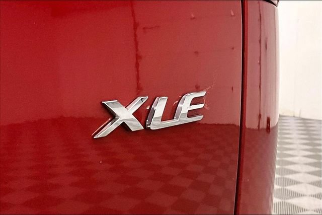 Used 2023 Toyota Corolla Cross XLE FWD image 9