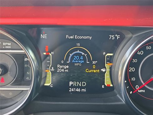 Used 2022 Jeep Wrangler Rubicon image 24