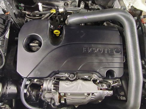 Certified 2025 Chevrolet Equinox LT image 28